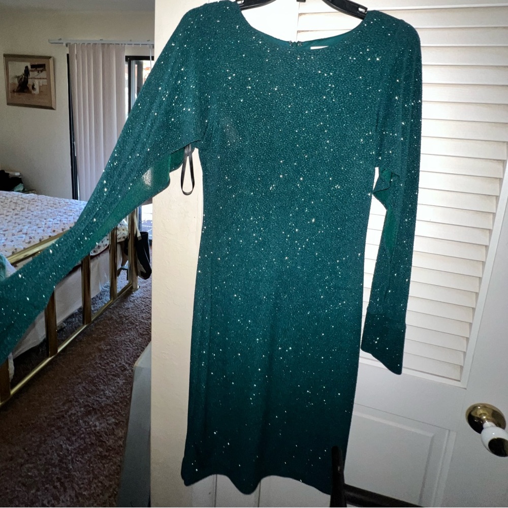 Calvin Klein cocktail hoco dress size 2. Only worn once